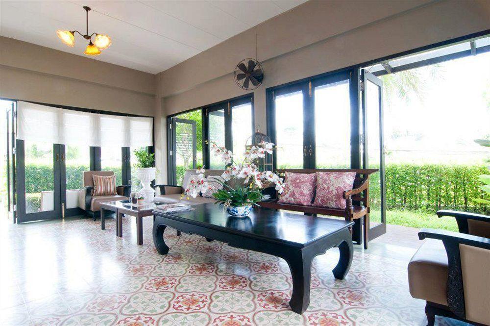 Ploen Pattaya Residence By Tolani Eksteriør billede