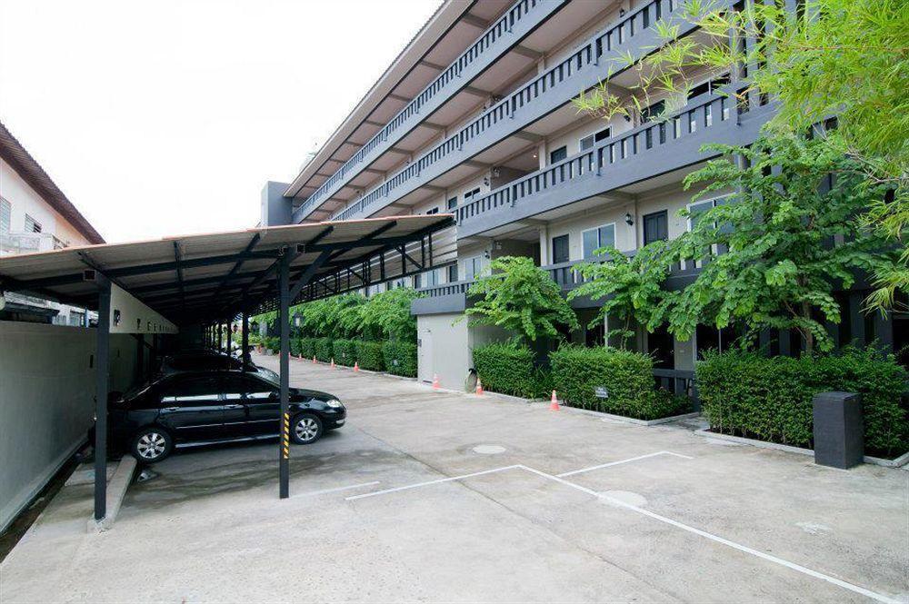 Ploen Pattaya Residence By Tolani Eksteriør billede